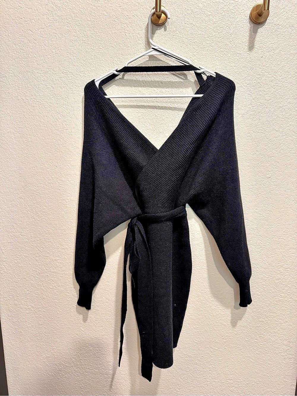 Black Long Sleeve Sweater Dress V-Neck XS
